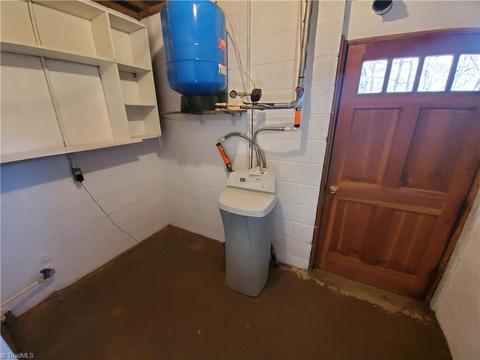 409 Colbert Rd, Traphill, NC 28685 photo 15