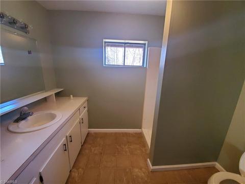 409 Colbert Rd, Traphill, NC 28685 photo 16