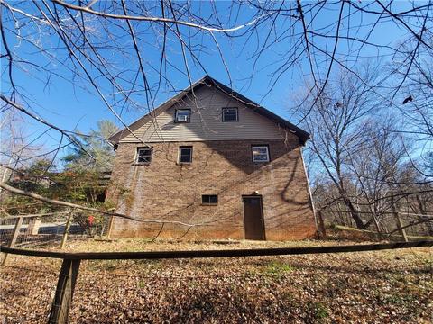 409 Colbert Rd, Traphill, NC 28685 photo 21