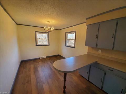 409 Colbert Rd, Traphill, NC 28685 photo 8