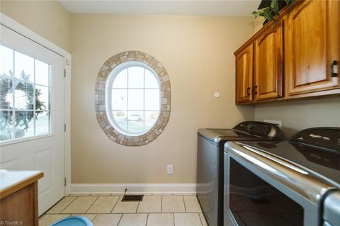 263 Dublin Rd, Advance, NC 27006 photo 10