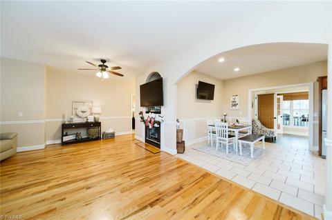 263 Dublin Rd, Advance, NC 27006 photo 2