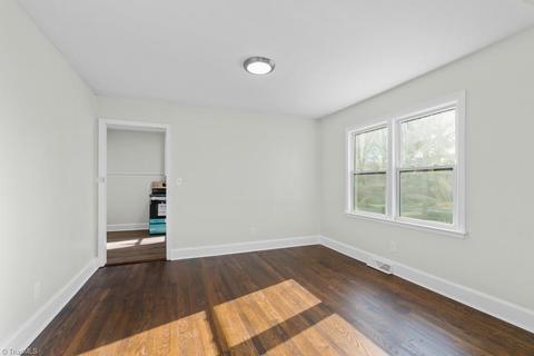 213 E Moore Ave, High Point, NC 27263 photo 6