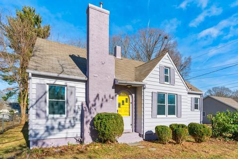 213 E Moore Ave, High Point, NC 27263 photo 2