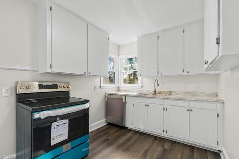 213 E Moore Ave, High Point, NC 27263 photo 8