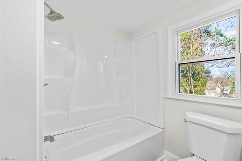 213 E Moore Ave, High Point, NC 27263 photo 14