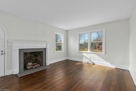 213 E Moore Ave, High Point, NC 27263 photo 5