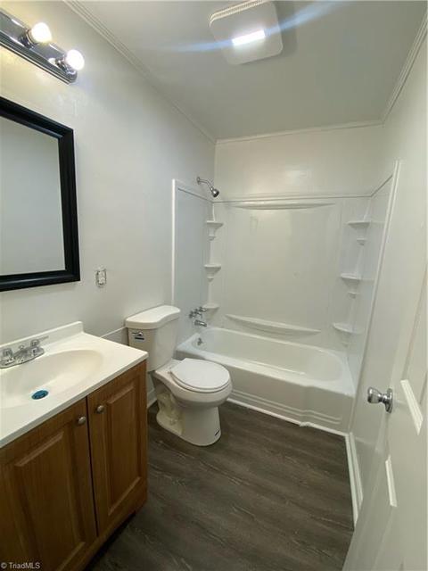 930 Randolph St, High Point, NC 27260 photo 10