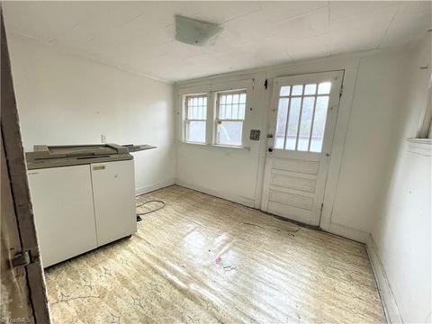 222 E Aiken Rd, Eden, NC 27288 photo 8