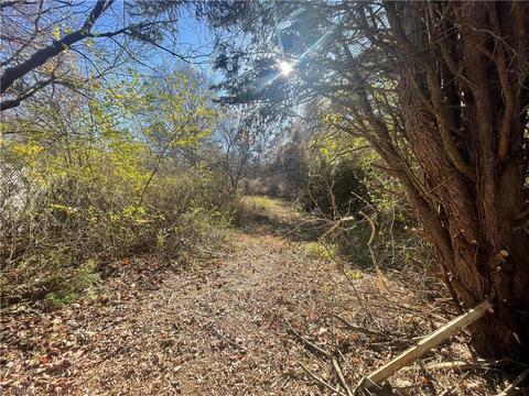 222 E Aiken Rd, Eden, NC 27288 photo 16
