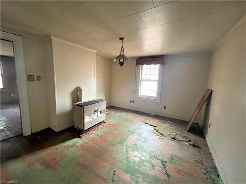 222 E Aiken Rd, Eden, NC 27288 photo 6