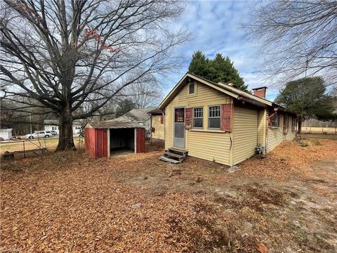 222 E Aiken Rd, Eden, NC 27288 photo 14