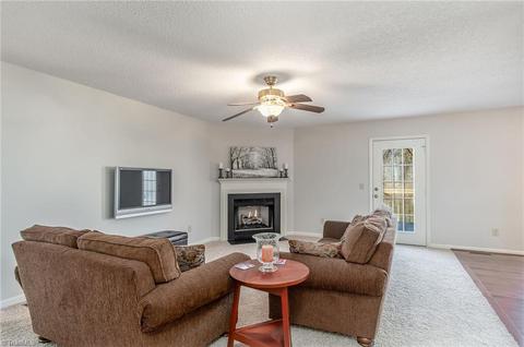 6725 Leah Justine Dr, Trinity, NC 27370 photo 5