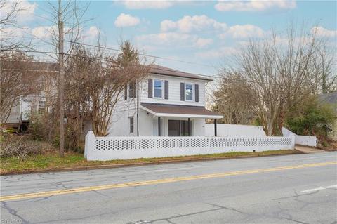 439 Elm St, Graham, NC 27253 photo 2