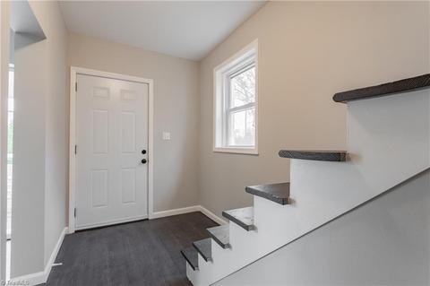 439 Elm St, Graham, NC 27253 photo 9