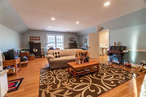1065 Devil Den Rd, Danbury, NC 27016 photo 37
