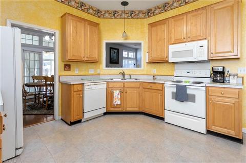 3589 Bent Trace Dr, High Point, NC 27265 photo 14