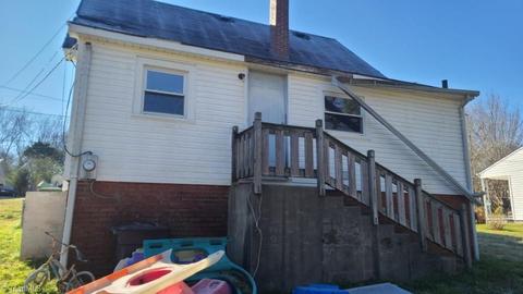 1444 Elgin Ave, High Point, NC 27262 photo 4