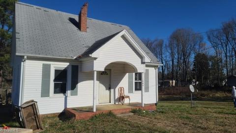 1444 Elgin Ave, High Point, NC 27262 photo 1