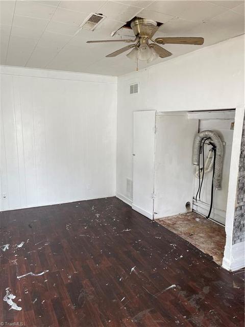 1221 Cedrow Dr, High Point, NC 27260 photo 14