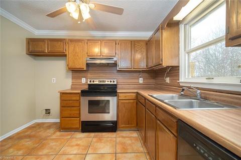 4015 Cresent Ave, Trinity, NC 27370 photo 13