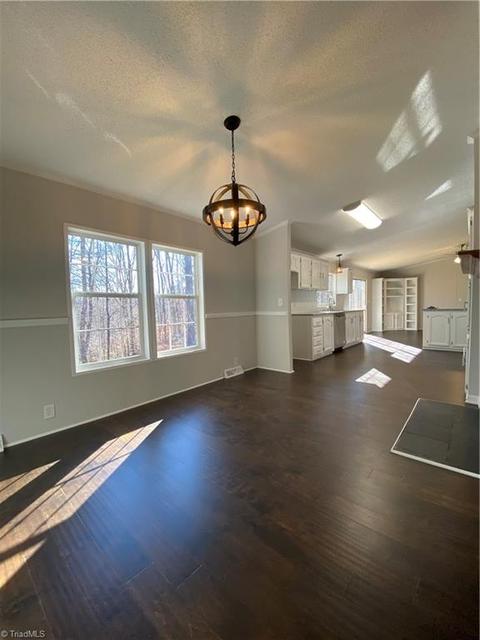 1105 Phillips Mill Rd, Pinnacle, NC 27043 photo 6