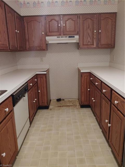 311 Model Farm Rd, High Point, NC 27263 photo 3