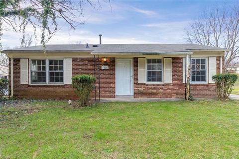 1608 Gavin Dr, High Point, NC 27260 photo 1