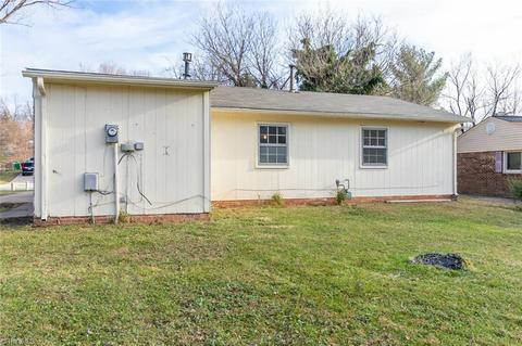 1608 Gavin Dr, High Point, NC 27260 photo 7