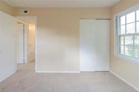1608 Gavin Dr, High Point, NC 27260 photo 12