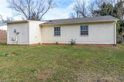 1608 Gavin Dr, High Point, NC 27260 photo 17
