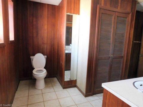 1702 Guyer St, High Point, NC 27265 photo 12