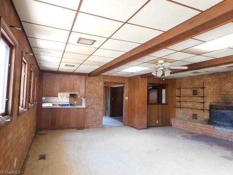 1702 Guyer St, High Point, NC 27265 photo 8