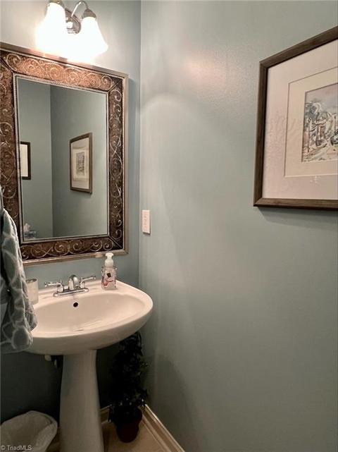 3315 Sumter Dr, High Point, NC 27265 photo 9