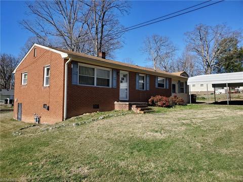 3321 Pine Valley Rd, High Point, NC 27265 photo 4