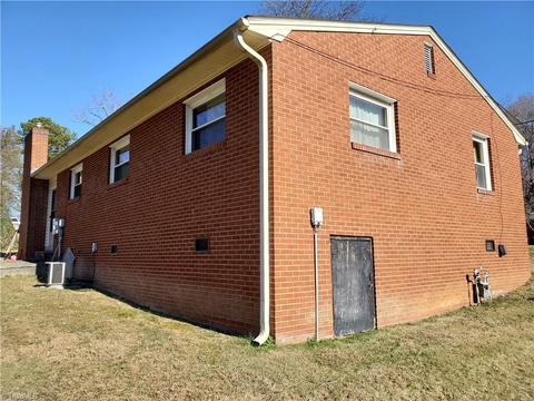 3321 Pine Valley Rd, High Point, NC 27265 photo 9