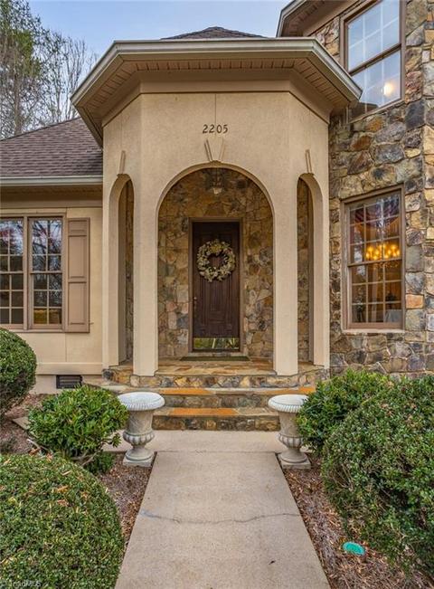 2205 Setliff Dr, High Point, NC 27265 photo 3