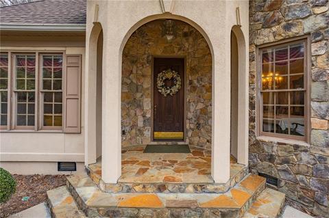 2205 Setliff Dr, High Point, NC 27265 photo 4