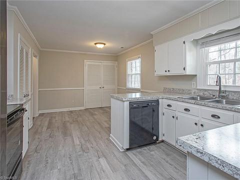 722 Lakedale Rd, Colfax, NC 27235 photo 8