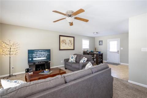 4664 Beau Ct, Trinity, NC 27370 photo 5