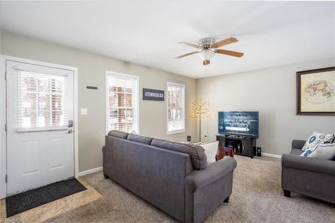 4664 Beau Ct, Trinity, NC 27370 photo 4