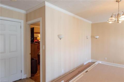 700 Cedar Ln, Thomasville, NC 27360 photo 15