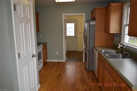 600 Saddlebred Loop, Stokesdale, NC 27357 photo 9