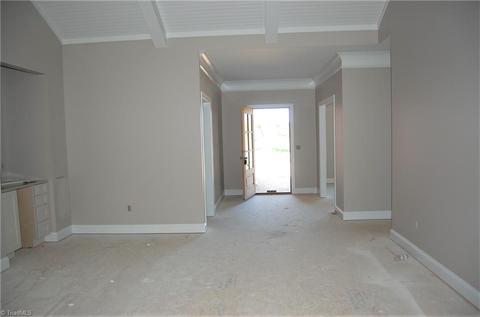 1646 Linton Ct, High Point, NC 27262 photo 7