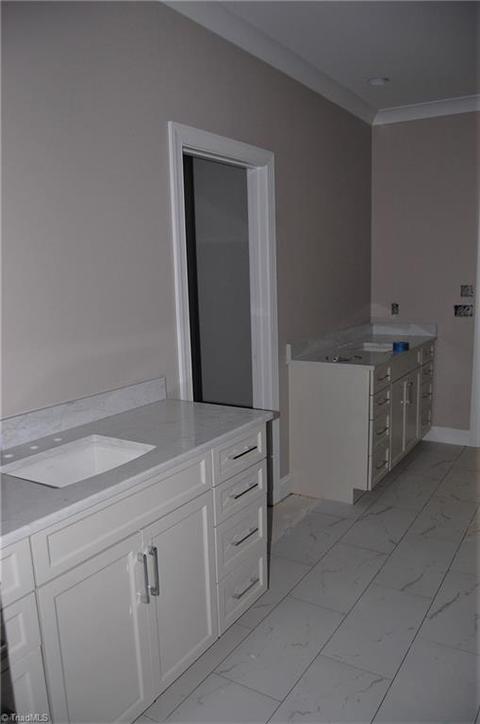 1646 Linton Ct, High Point, NC 27262 photo 23