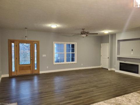 115 Oriole Way, Pilot Mountain, NC 27041 photo 8