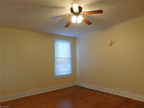 403 Amazon St, Thomasville, NC 27360 photo 13