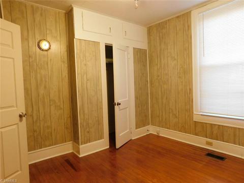 403 Amazon St, Thomasville, NC 27360 photo 8