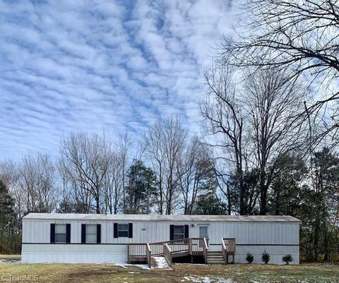958 Garner Rd, Denton, NC 27239 photo 1