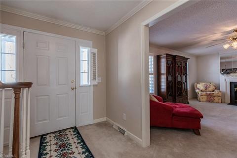 272 Creekside Dr, High Point, NC 27265 photo 10
